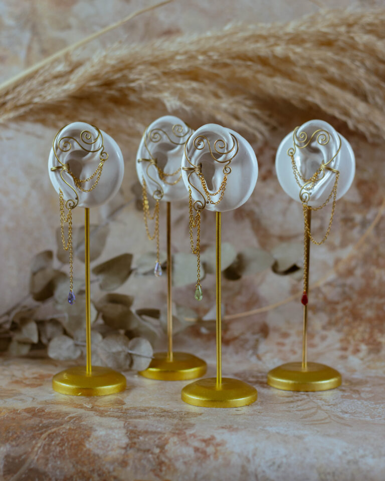 Décor d'oreille Lucielle en laiton