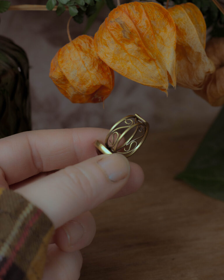 Bague citrouille laiton et verre ancien