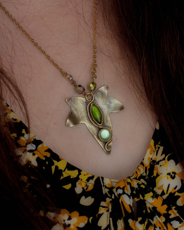 Bijoux artisanaux en laiton d'automne nature et fantastique-17