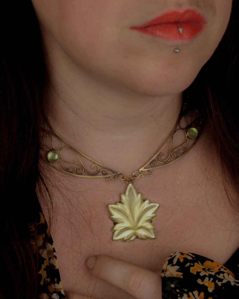 Collier plastron fait main art nouveau