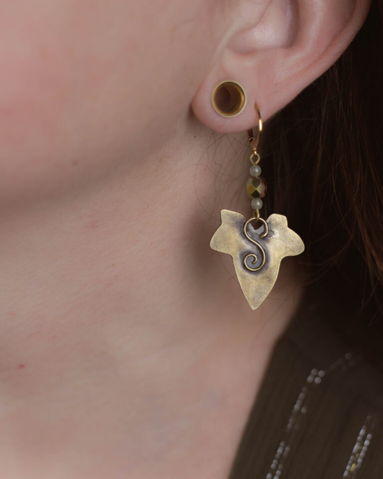 Boucles d'oreilles artisanale feuille de lierre