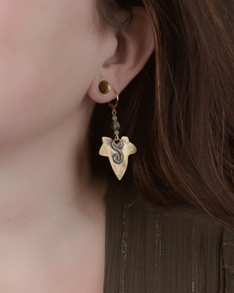 Boucles d'oreilles artisanale feuille de lierre