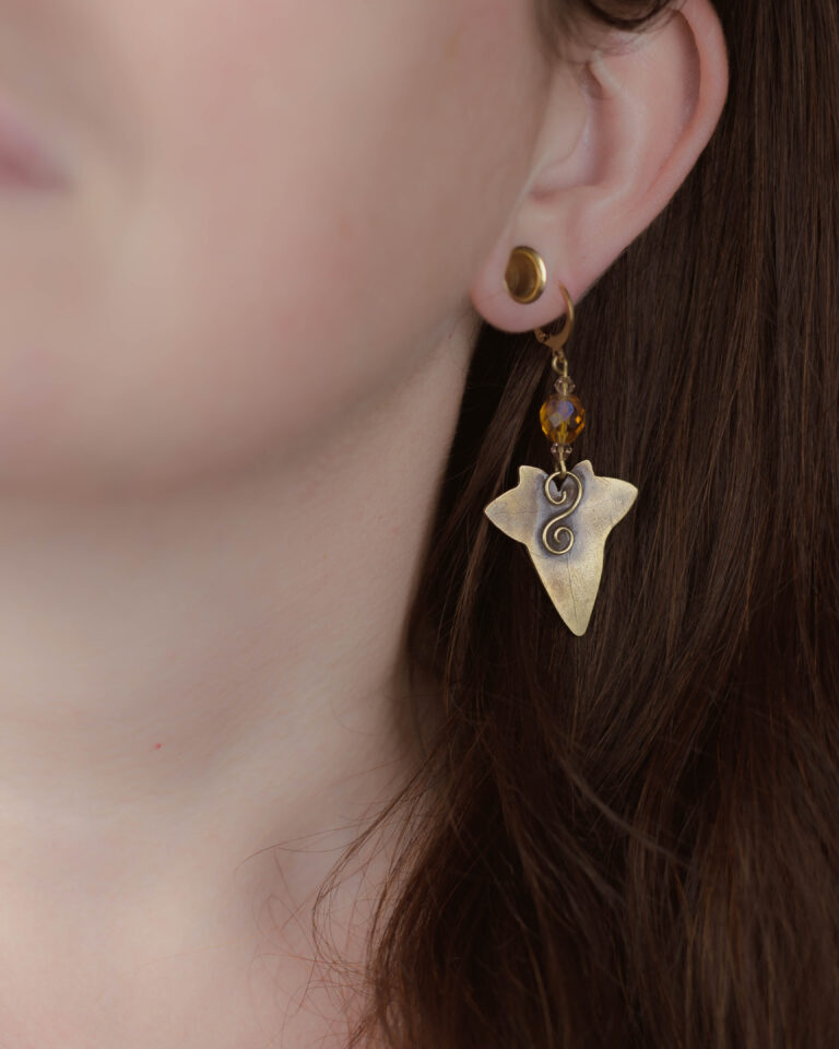 Boucles d'oreilles artisanale feuille de lierre